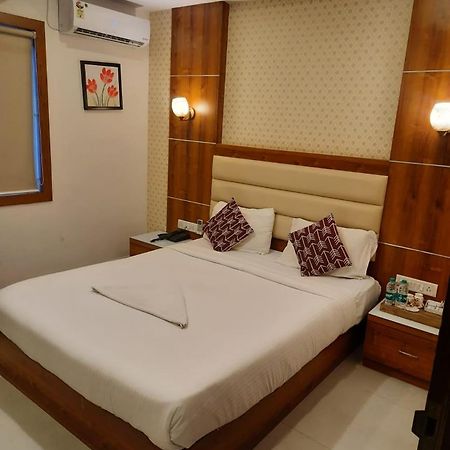 Address 24 Inn Bangalore Extérieur photo