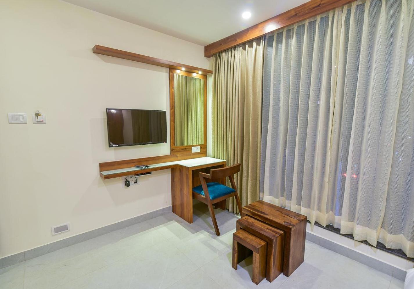 Address 24 Inn Bangalore Extérieur photo